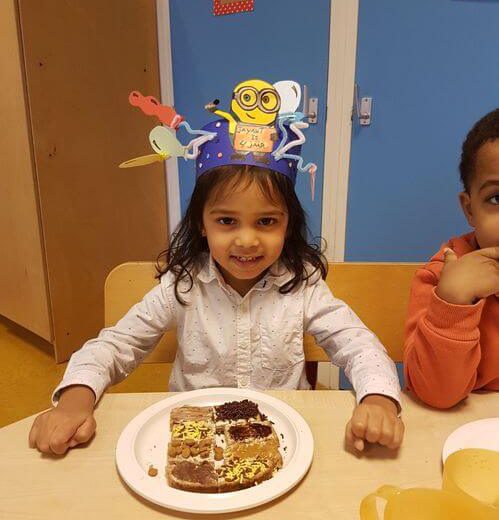 Een feestboterham bij kinderdagverblijf Ons Stekkie